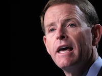 171121-lewis-tony-perkins-value-voter-hero_bgpjp7