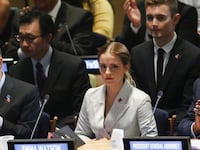 articles/2014/09/22/emma-watson-s-u-n-speech-10-points-to-gryffindor/140922-swin-watson-tease_po3id7
