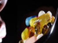 articles/2008/10/05/did-antidepressants-cause-the-mortgage-crisis/hanft-antidepressants_277_aplapo