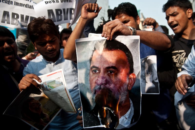 articles/2013/11/25/the-fall-of-india-s-conscience/131125-varadarajan-india-tease_fqmy3k