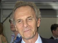 articles/2014/04/23/camilla-s-brother-fighting-for-life-after-fall-in-new-york-city/140423-mark-shand-sykes-tease_kttey7