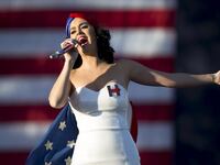articles/2016/10/24/how-katy-perry-checkmated-taylor-swift/161024-ryan-perry-swift-tease_heyzev