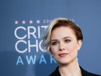 2016-12-12T000000Z_197891418_HT1ECCC03033A_RTRMADP_3_AWARDS-CRITICSCHOICE_xzyfmz