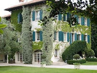 galleries/2013/02/16/omg-i-want-this-house-italian-manor-edition/130215-omg-italy-tease_fduez2