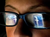 articles/2012/09/12/network-of-moderators-decide-what-photos-can-be-posted-on-facebook-google-other-social-media/social-media-lewd-content-shapiro_ios8ha