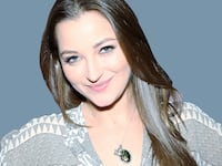 180913-hitt-porn-star-scam-tease_bzcson