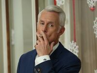 articles/2014/05/26/john-slattery-on-the-mad-men-midseason-finale-roger-sterling-s-power-move-and-god-s-pocket/130726-stern-slattery-tease_ckmngo