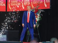 GLENDALE, ARIZONA - SEPTEMBER 21: U.S. President Donald Trump walks onstage during the memorial service for political activist Charlie Kirk at State Farm Stadium on September 21, 2025 in Glendale, Arizona. Kirk, the CEO and co-founder of Turning Point USA, was shot and killed on September 10th while speaking at an event during his "American Comeback Tour" at Utah Valley University. (Photo by Joe Raedle/Getty Images)