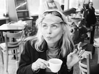 articles/2014/10/01/the-cult-of-blondie-debbie-harry-s-very-special-new-york-picture-show/140930-teeman-blondie-tease_v2f3kc