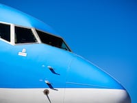 The nose of a Boeing 737-8 aircraft on the grounds of Hanover-Langenhagen Airport.