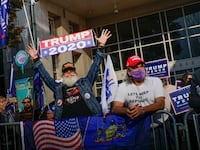 2020-11-06T195720Z_736000516_RC2VXJ9YCQMG_RTRMADP_3_USA-ELECTION_zeh0cu