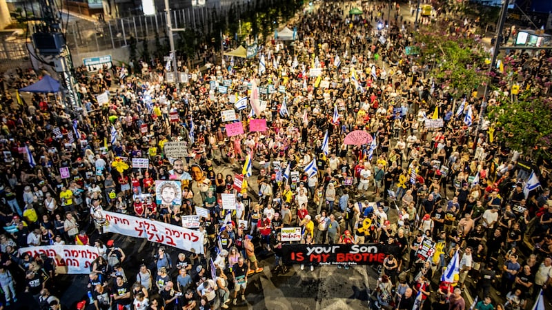 Israeli protestors earlier this month calling on Netanyahu and his government to end the war in Gaza and to sign a hostage release deal.
