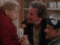 Macaulay Culkin, Daniel Stern, and Joe Pesci in 'Home Alone'