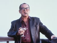 articles/2015/10/31/joe-pesci-who-s-da-poet/151030-theodoracopulos-elaines-tease_cptdpi