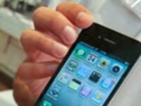 articles/2010/07/05/emily-brill-investigates-jonathan-zittrain-star-harvard-law-prof/brill-harvard-iphone_111243_ryurs9