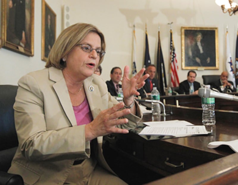 articles/2011/02/20/new-house-foreign-affairs-chair-plays-hardball-on-un-cuba-israel-and-other-issues/mcelwaine-ros-lehtinen_159810_ujztig