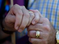articles/2014/02/13/anti-gay-jim-crow-comes-to-kansas/140213-kansas-gay-bouie_fepztq