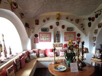 articles/2014/03/24/casa-de-la-torre-the-museum-of-mexico-s-liberace/140323-presser-mexico-tease_qztoq2