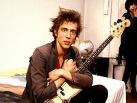 articles/2013/03/18/richard-hell-was-the-first-person-to-shoot-up-heroin-in-front-of-me/130317-richard-hell-tease_fskzz5