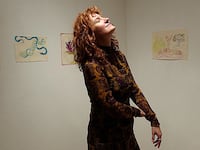 articles/2016/08/21/how-karen-finley-turned-trump-and-hillary-into-brilliant-performance-art/160818-160820-Haden-Karen-Finley-tease1_ouw9xa