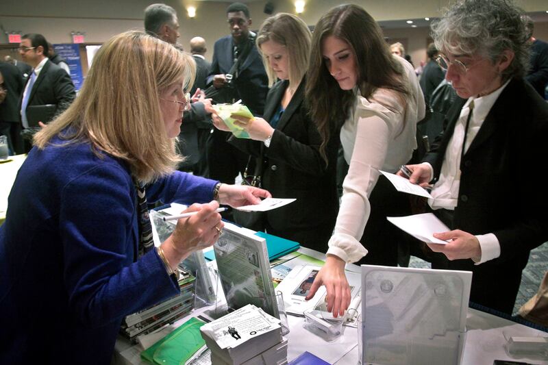 articles/2012/11/02/jobs-report-proves-the-economy-is-on-the-upswing/gross-october-jobs-numbers-tease-embed_sverqh