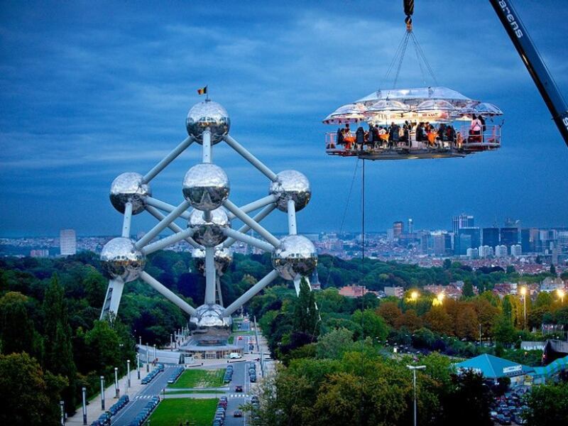 galleries/2014/04/23/restaurants-in-cool-unexpected-places-photos/8-unexpected-restaurants-sky_f2mkwh