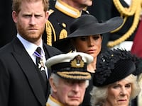 2022-09-19T190208Z_1475852092_RC2CKW9HHDDH_RTRMADP_3_BRITAIN-ROYALS-QUEEN_yvew63