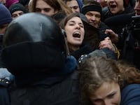 articles/2014/02/25/putin-s-police-arrest-pussy-riot-again-in-court-crackdown/140224-weiss-riot-tease_nrs8so