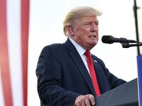 2022-06-26T031142Z_1925666525_RC2CZU9JW32J_RTRMADP_3_USA-TRUMP_plsc4d