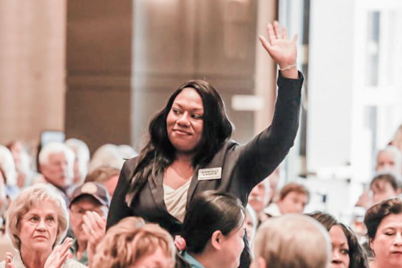 Danyell-Lanier-in-crowd_g0sbba