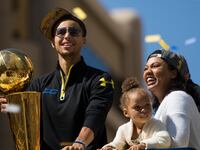 articles/2016/05/22/steph-and-ayesha-curry-pro-sports-wholesome-all-american-first-family/160521-zimmerman-curry-family-tease_fj2ozu