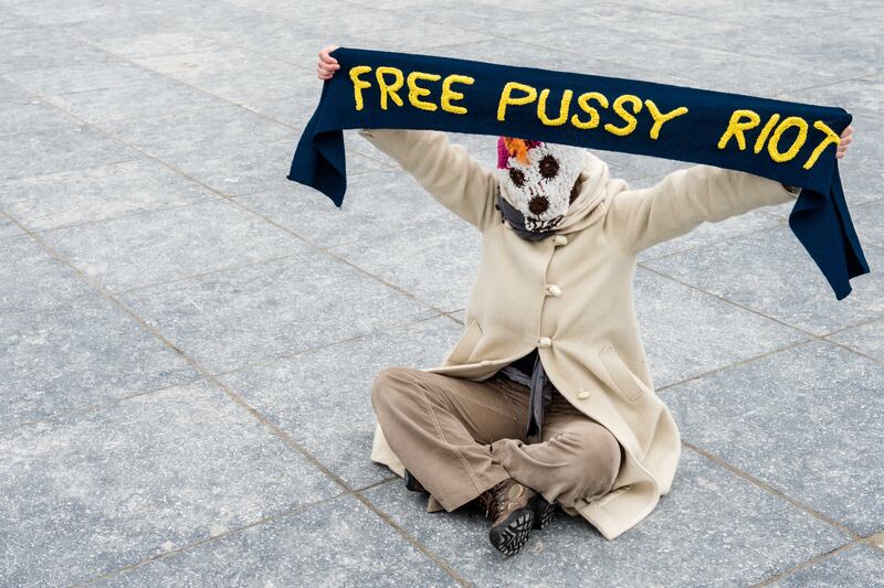 articles/2013/05/08/how-the-pussy-riot-girls-trial-fell-apart/130506-Obrastova-Pussy-Riot-embed-02_qntajc