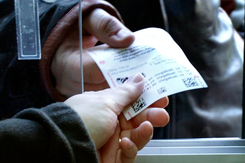 articles/2012/03/30/15-things-more-likely-to-happen-than-winning-mega-millions/mega-millions-cheat_tqhnar