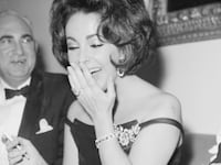 galleries/2014/11/01/photos-from-the-original-paparazzo-elio-sorci/141030-paparazzo-alt-tease_lybwmz