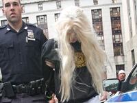 articles/2013/05/29/my-search-for-amanda-bynes-and-why-i-m-calling-it-off/130529-amanda-bynes-fallon-tease_dhqfiz