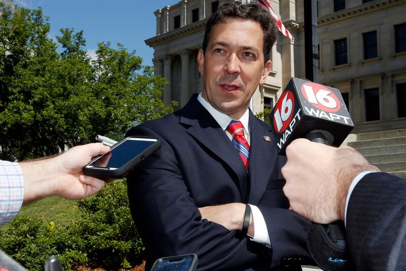 articles/2014/05/20/the-strange-tale-of-the-tea-party-senate-hopeful-and-the-break-in/140719-jacobs-Chris-McDaniel-tease_i59x97