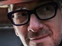 181014-slate-elvis-costello-hero_ecdbkj