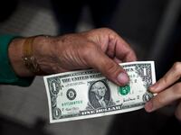 articles/2013/04/04/bitcoin-purchasers-should-just-keep-their-dollars-instead/130404-Gross-WTF-Bitcoin-tease_qpmb1g