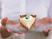 articles/2010/11/16/deadliest-pies-ranking-the-unhealthiest/pies-gal-launch_s3qhzz