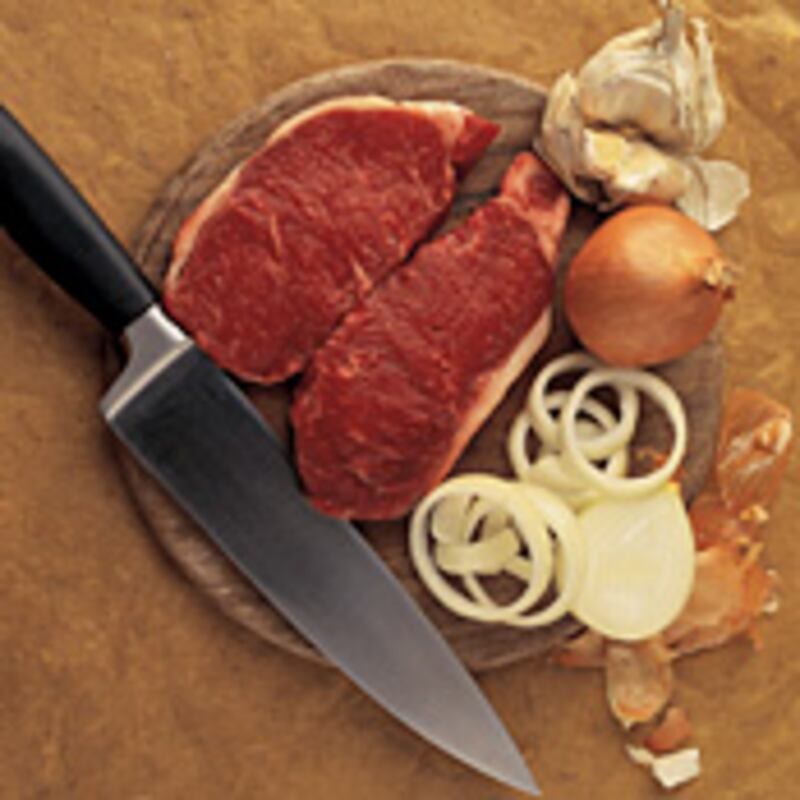 articles/2009/09/01/the-dirty-truth-about-cutting-boards/ward-cutting-boards_46597_xnxduf