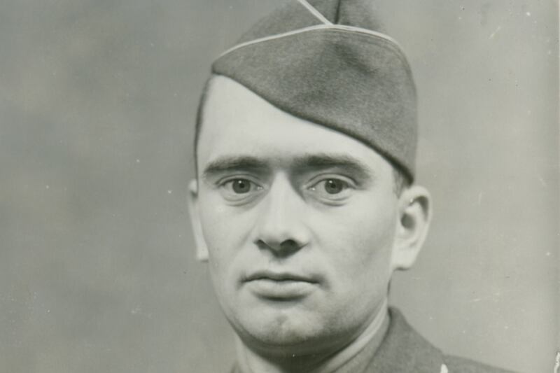 articles/2014/03/21/the-wwii-hero-america-abandoned/140320-propublica-abandoned-tease_fhmxfh