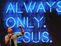 articles/2016/01/17/sex-abuse-gay-conversion-therapy-the-dark-past-of-justin-bieber-s-megachurch-hillsong/160109-zadrozny-bieber-church-tease_ujrgaj