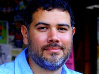 articles/2014/02/19/how-i-write-manuel-gonzales/140218-carney-how-write_vmct11