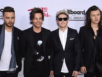 articles/2015/08/24/the-one-direction-boys-are-doomed/150824-fallon-one-direction-tease_eduto4
