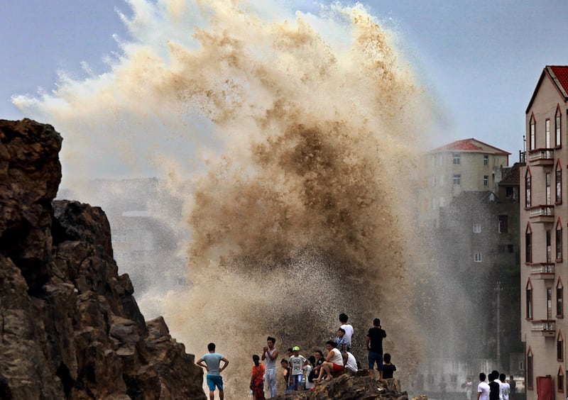 galleries/2015/08/09/typhoon-swamps-china-and-taiwan-photos/150809-china--typhoon-soudelor-11_jkgztx