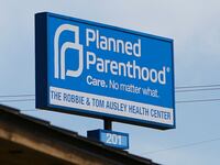 2016-06-27T120000Z_659700819_TM3EC6R11U201_RTRMADP_3_USA-COURT-ABORTION_i7sqrh