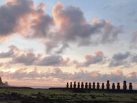 galleries/2013/08/02/stunning-images-from-easter-island-photos/easter-island-tease_p4odi1