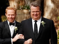 articles/2014/08/12/jesse-tyler-ferguson-s-personal-stories-behind-his-modern-family-marriage-arc/140811-fallon-ferguson-tease_rs1qrk