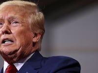 2022-09-04T004229Z_1520348313_RC20AW91C476_RTRMADP_3_USA-TRUMP_z6ezux