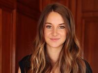 articles/2014/03/07/exclusive-shailene-woodley-on-divergent-j-law-and-why-she-turned-down-fifty-shades-of-grey/140306-stern-woodley-tease_pcdeqd